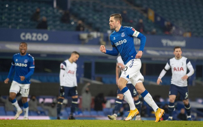 双方的接触 双方的接触